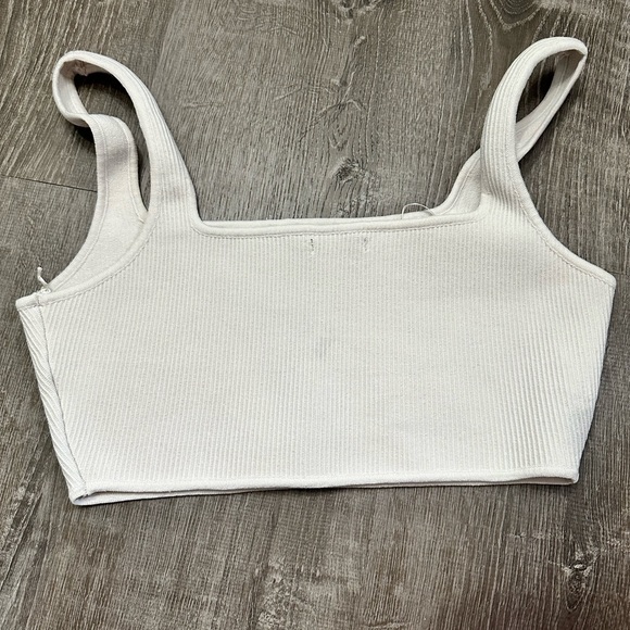 Kendall & Kylie crop tank - Picture 5 of 7